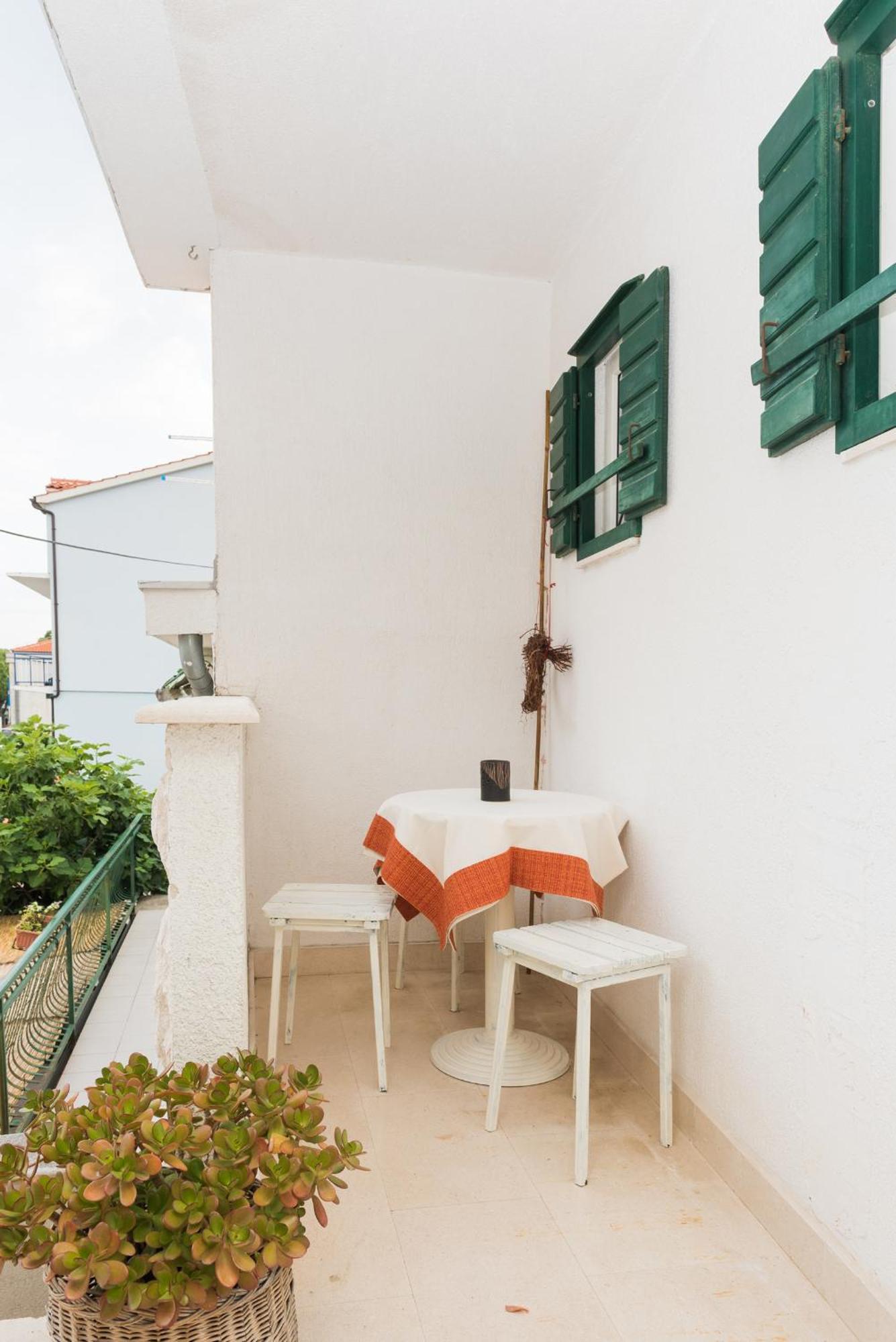 Apartmani Spanja Vodice Luaran gambar