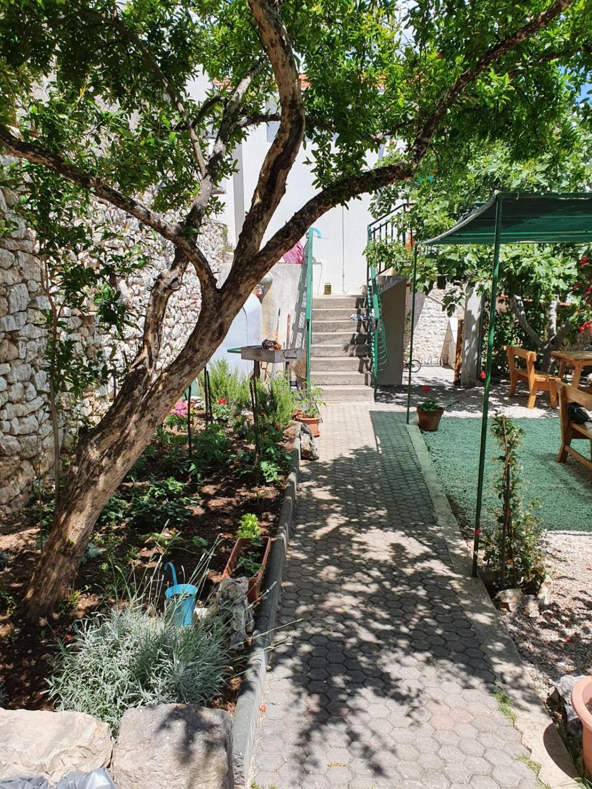 Apartmani Spanja Vodice Luaran gambar