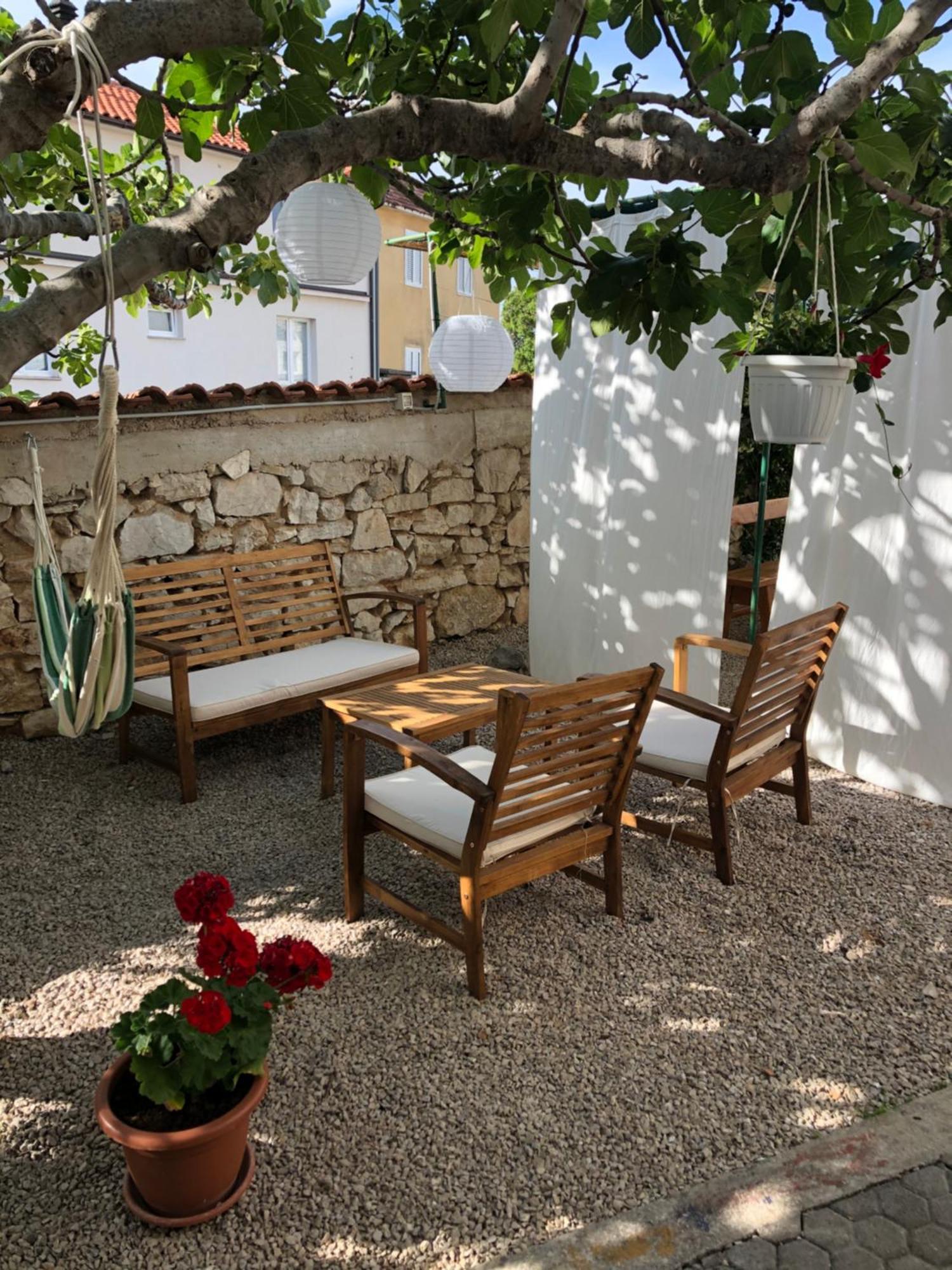 Apartmani Spanja Vodice Luaran gambar